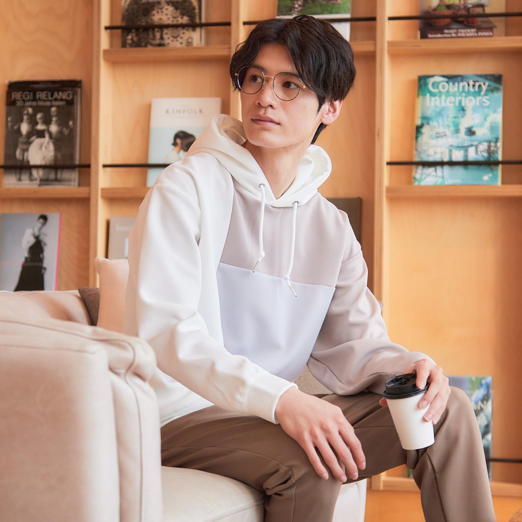 THE SHOP TK「【大人の為の絶妙バランス】パネル切替パーカ 濯機機OK」|パーカー|オフホワイト(603