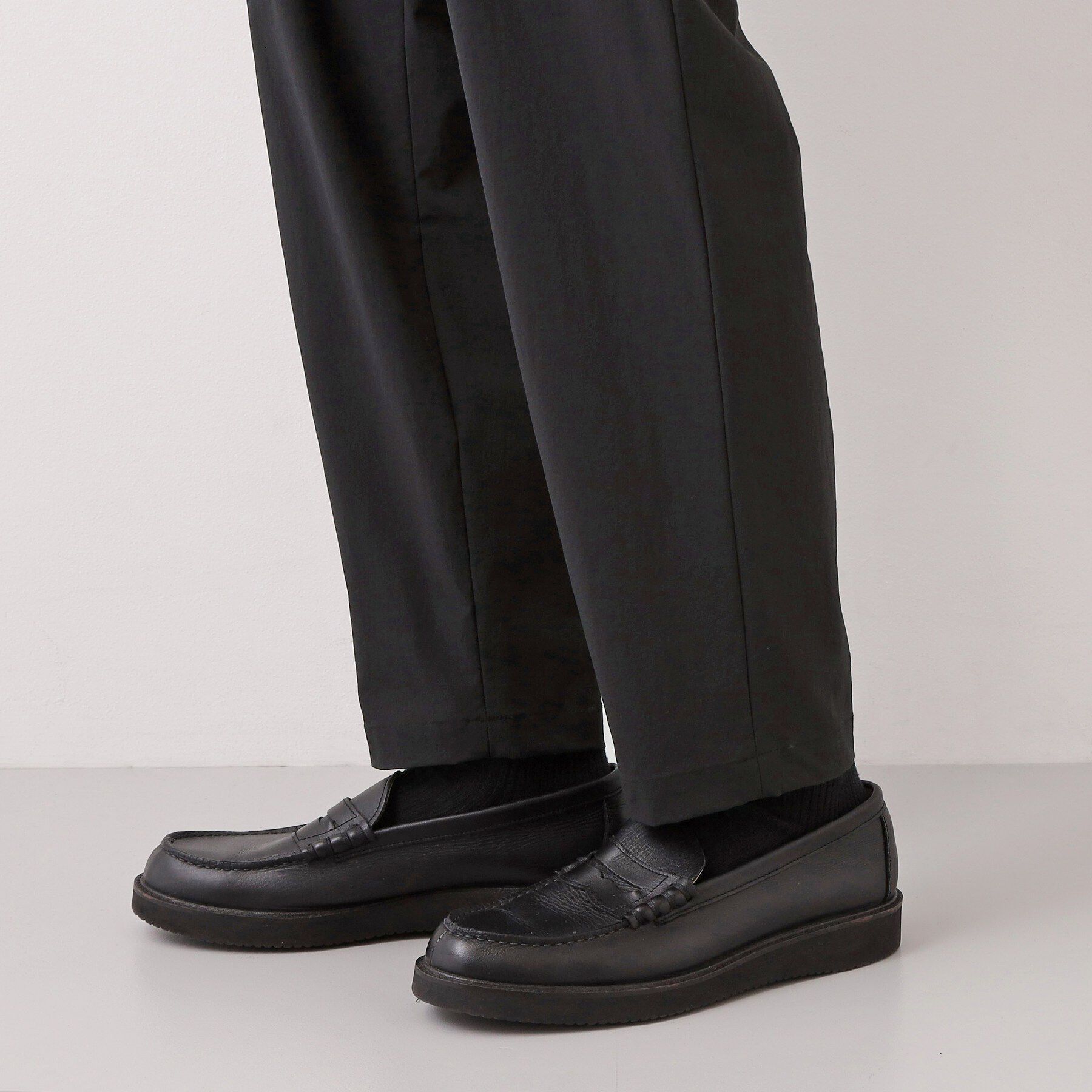 THE SHOP TK「《KURO》コーデュラナイロン  テーパードパンツ セットアップ可／防シワ／撥水／ストレッチ」|その他|