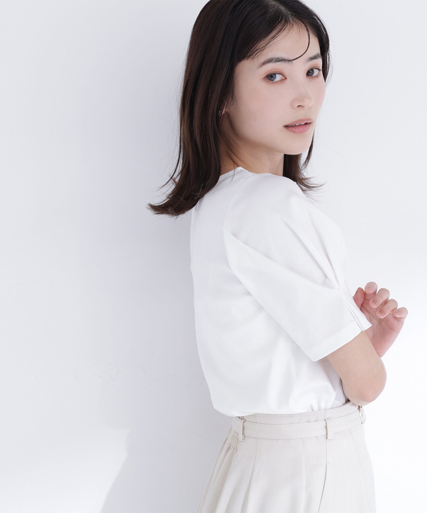  「ベーシックTシャツ フォルムスリーブ」|Tシャツ・カットソー|オフホワイト1