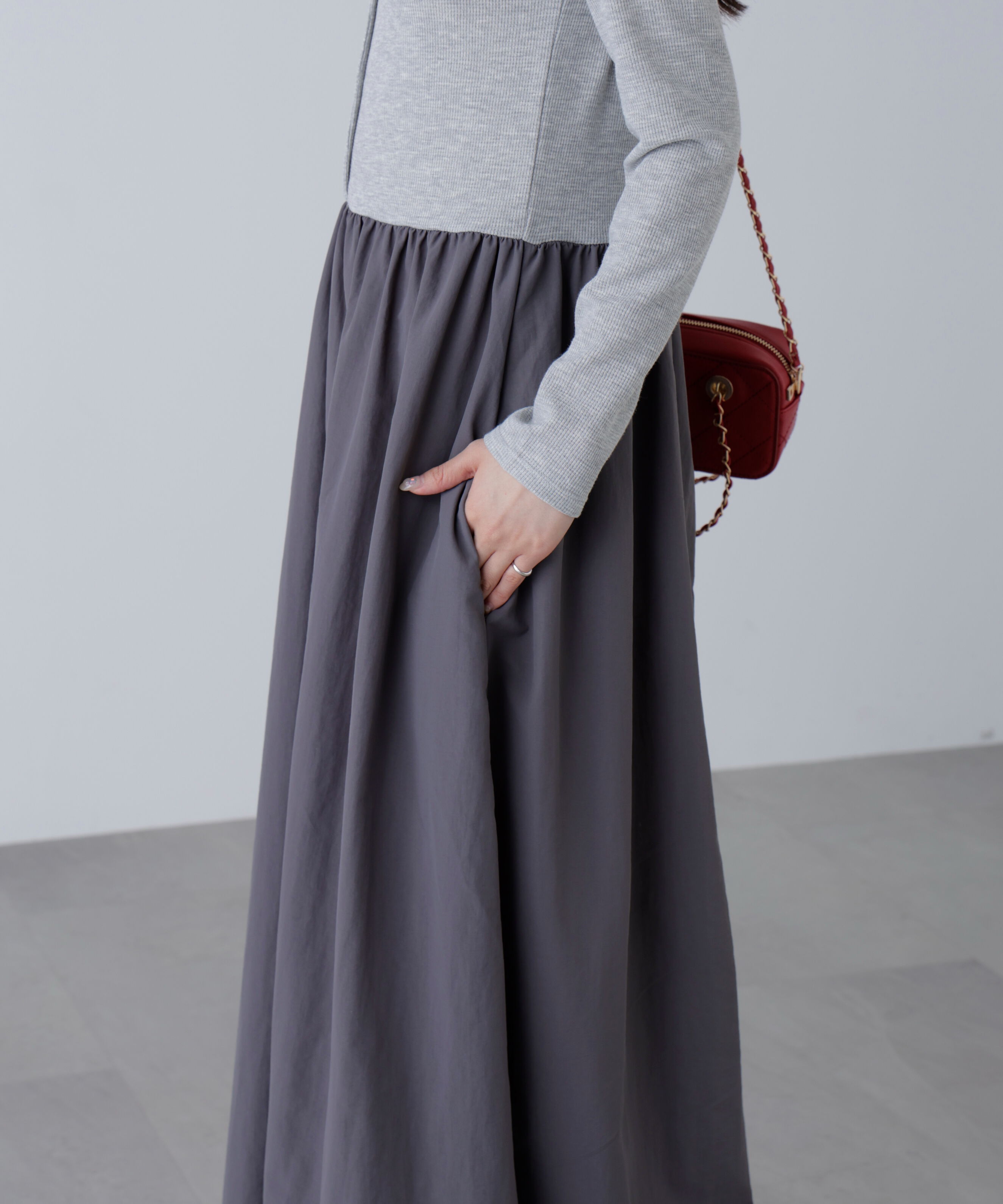  「オフショルドッキングワンピース」|ワンピース|