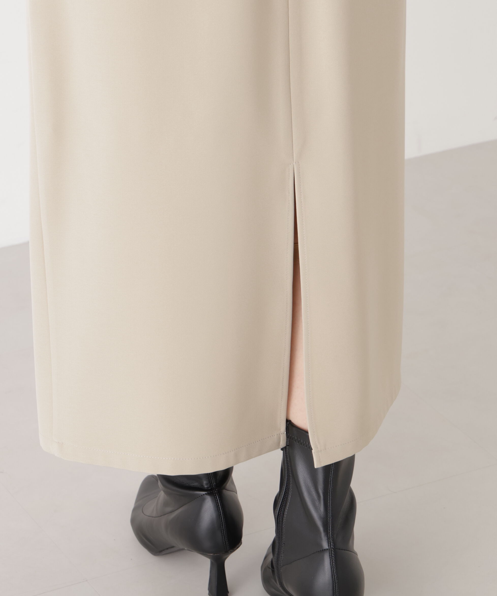 PROPORTION BODY DRESSING「〈a/mie〉ベーシックナロースカート　26SS」|スカート|