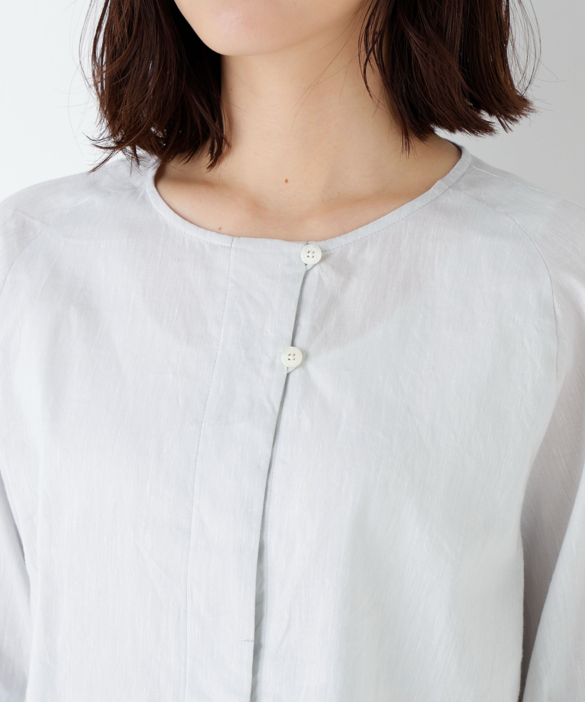  「リネンコットンシャンブレータックスリーブブラウス」|シャツ・ブラウス|