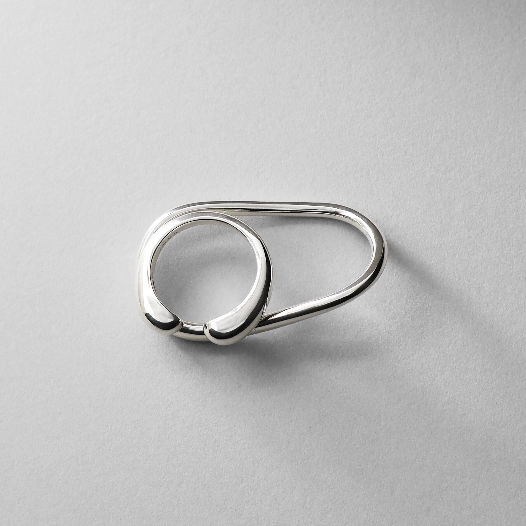 COCOSHNIK ONKITSCH「シルバー【サステナブル】ダブルフィンガースタックリング」|リング|
