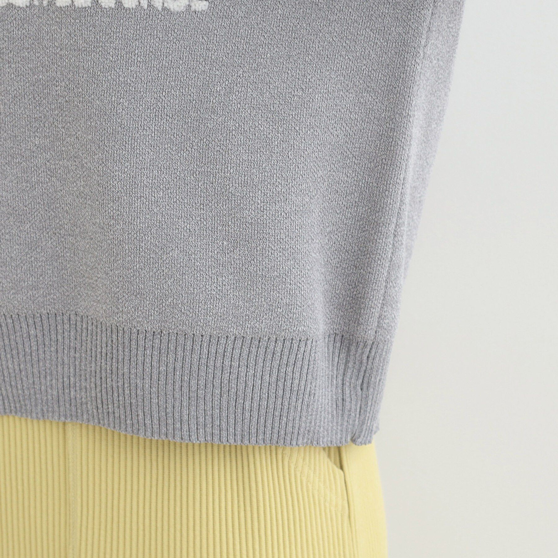 SHOO･LA･RUE「デニム袖切替ロゴニット」|ニット・セーター|