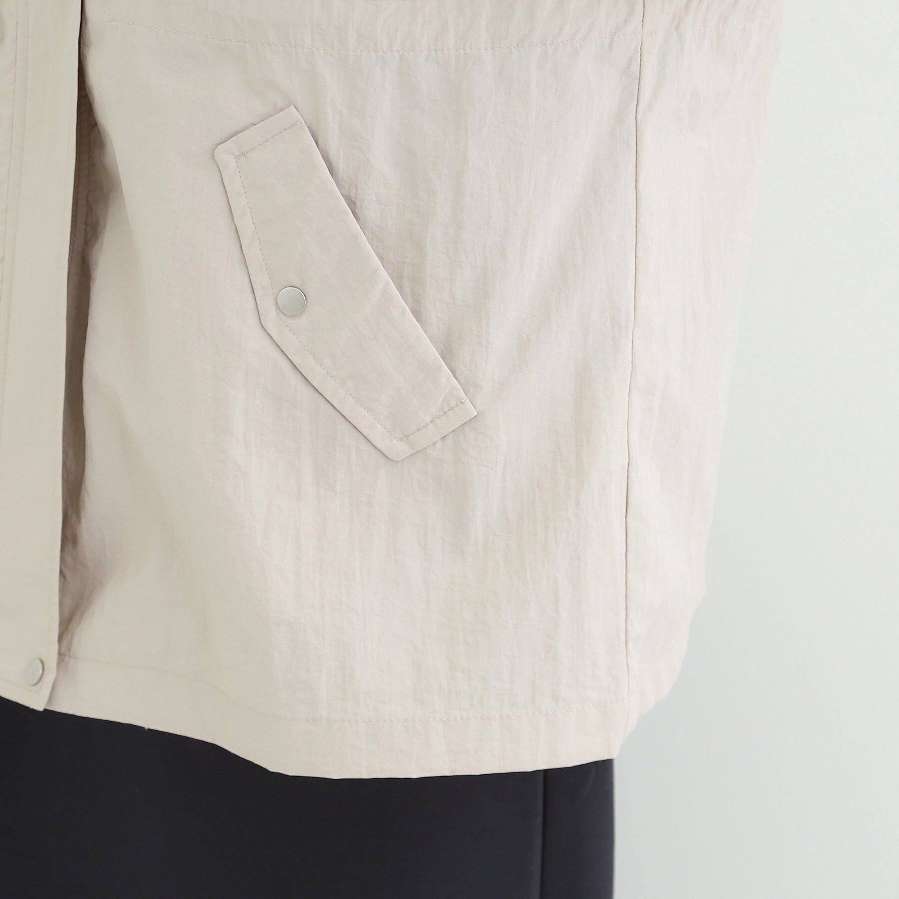 SHOO･LA･RUE「【防花粉/S-LL】ウエストマークですっきり見え　軽やかスタンドブルゾン」|ブルゾン・スタジャン|