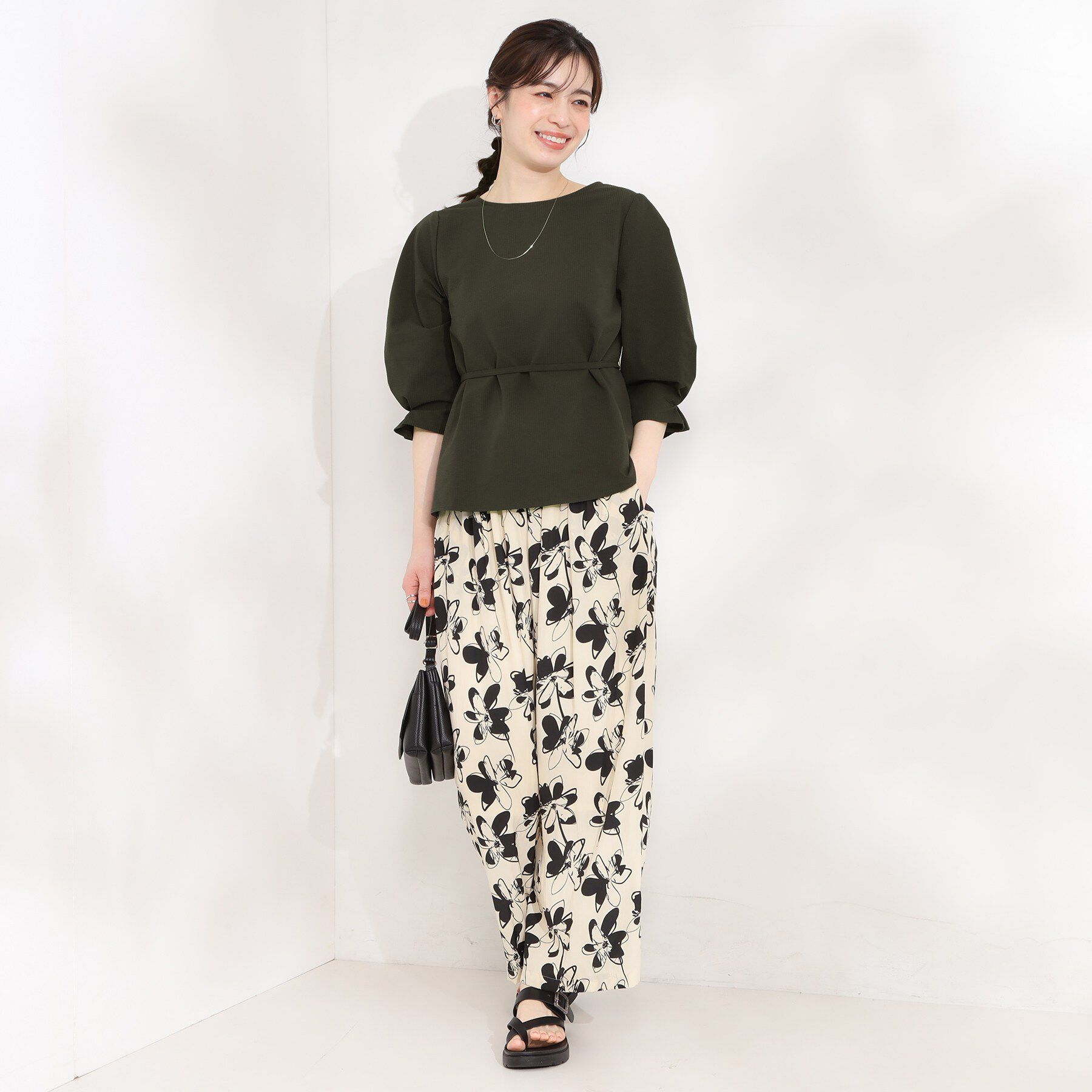 SHOO･LA･RUE「【洗濯機可/UV/3WAY】シルエットが変えられる　サッカーウエストリボンブラウス」|シャツ・ブラウス|