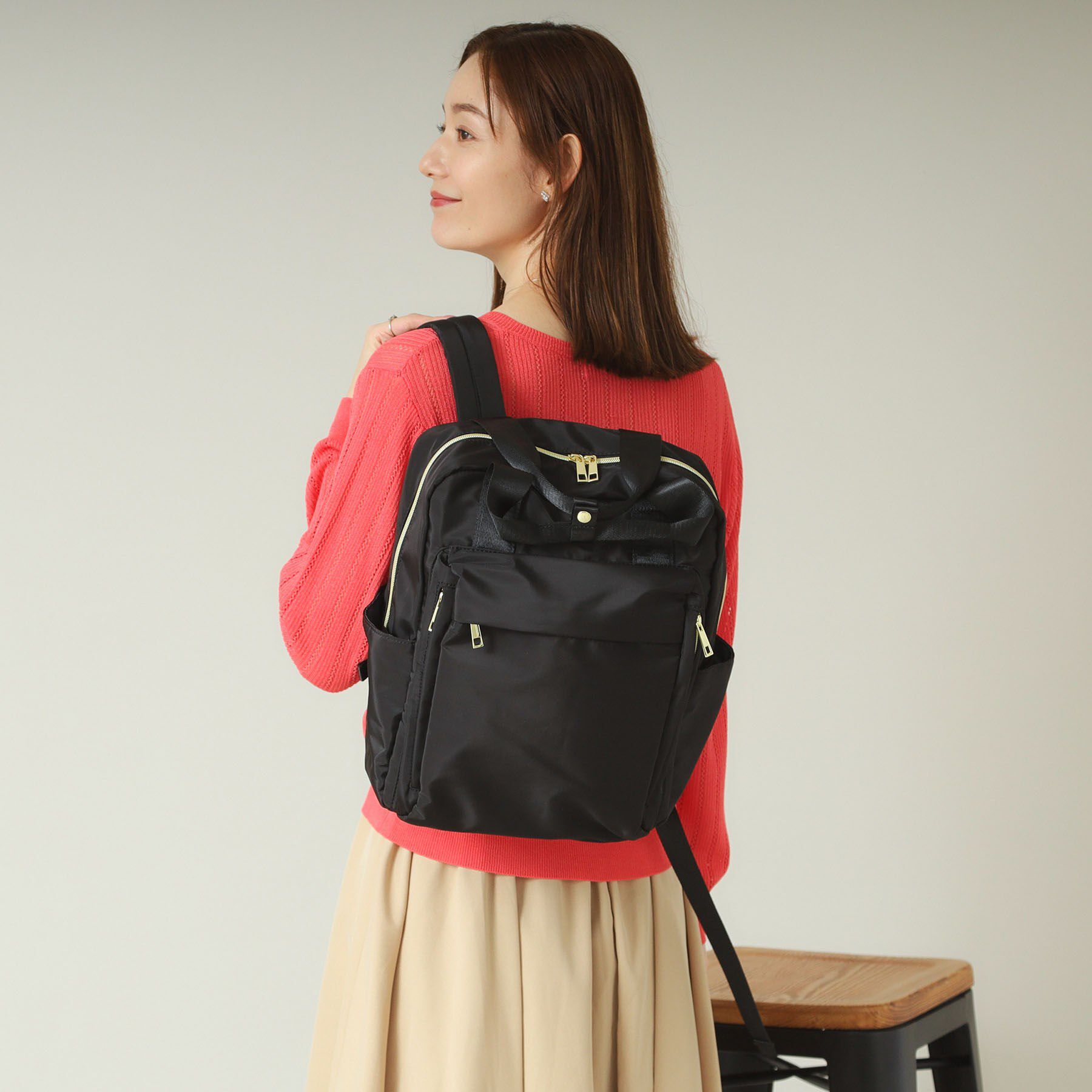 ITS&rsquo;DEMO「【A4・PC対応／10ポケット】収納アドバイザーボックスリュック」|リュック|