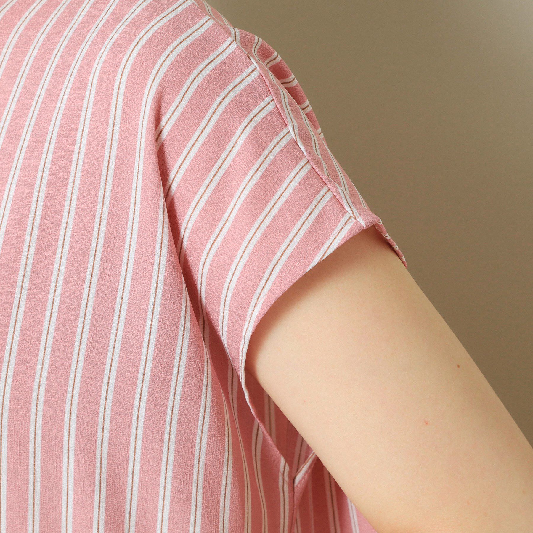 ITS&rsquo;DEMO「【UVケア／吸水速乾／洗濯機OK／冷感】麻調合繊前開きワンピース＜ラク服シリーズ＞」|ワンピース|