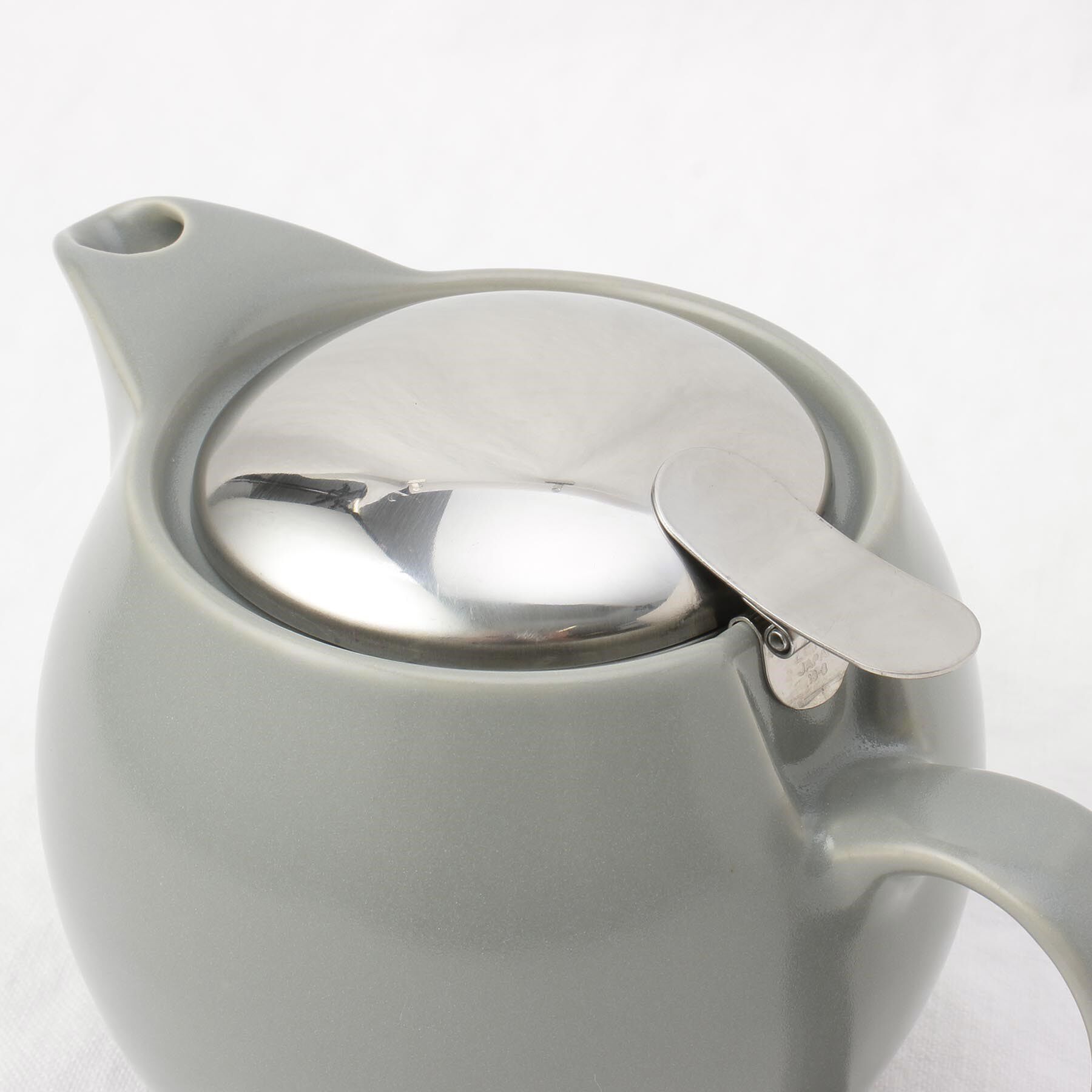 212 KITCHEN STORE「ユニバーサルティーポット3人用 シルキーグレイッシュブルー ＜ZEROJAPAN ゼロジャパン＞」|食器・キッチングッズ|