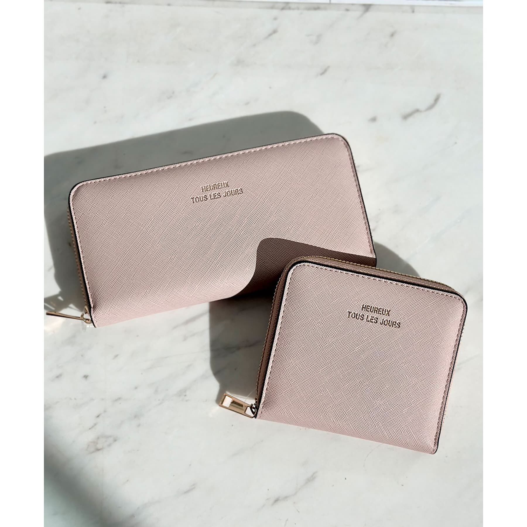 Ober Tashe「【新生活・新学期】角シボミドルラウンド財布」|財布|