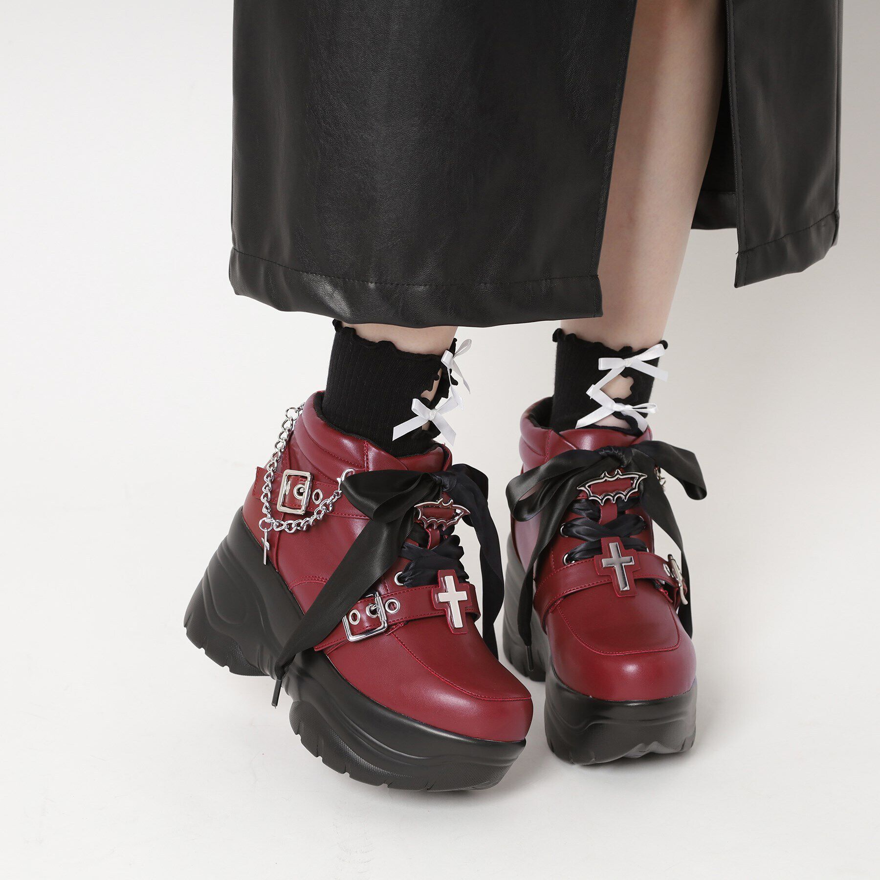 csT&P「厚底デビルモチーフスニーカー」|スニーカー|