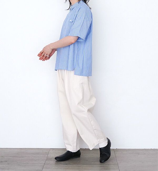 休日と詩「小さなポケットの半袖ブラウス」|シャツ・ブラウス|