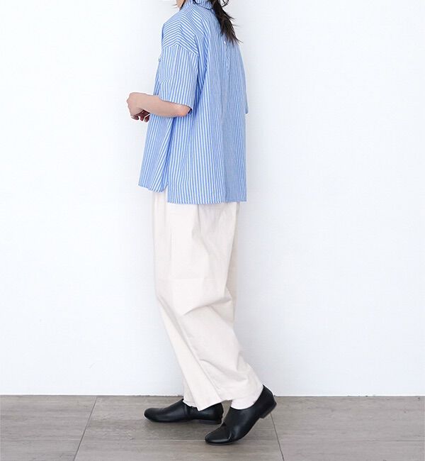 休日と詩「小さなポケットの半袖ブラウス」|シャツ・ブラウス|