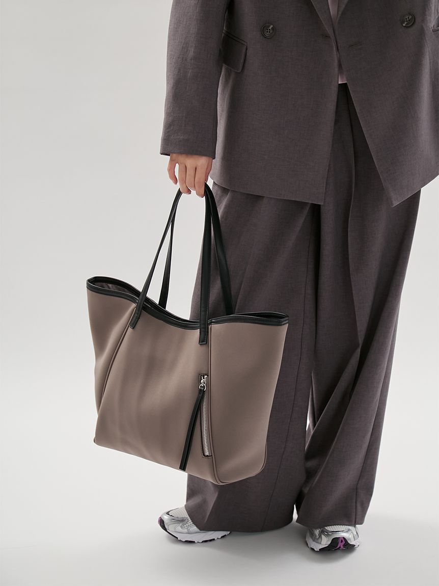 emmi atelier「ネオプレーンビッグトートバッグ」|トートバッグ|