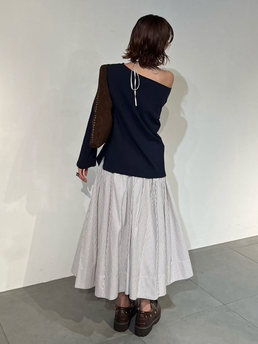 LILY BROWN「フラワーネームトップス」|Tシャツ・カットソー|