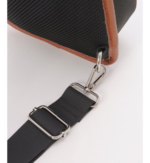 ikka「【雑誌MonoMax5月号掲載】配色切り替えボディバッグ「小泉孝太郎さん着用モデル」」|その他|