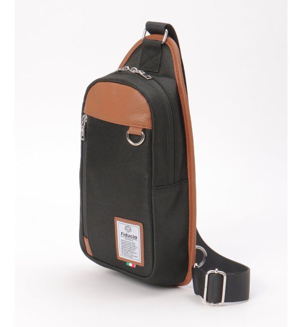 ikka「【雑誌MonoMax5月号掲載】配色切り替えボディバッグ「小泉孝太郎さん着用モデル」」|その他|