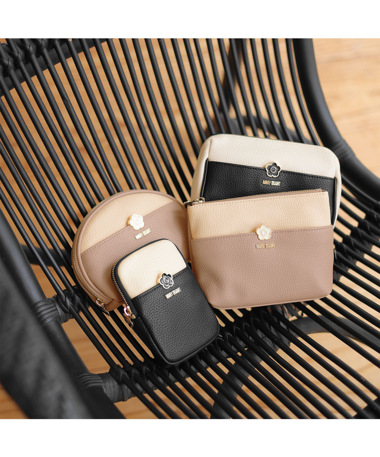 MARY QUANT「バイカラーエポデイジー リップポーチ」|ポーチ|