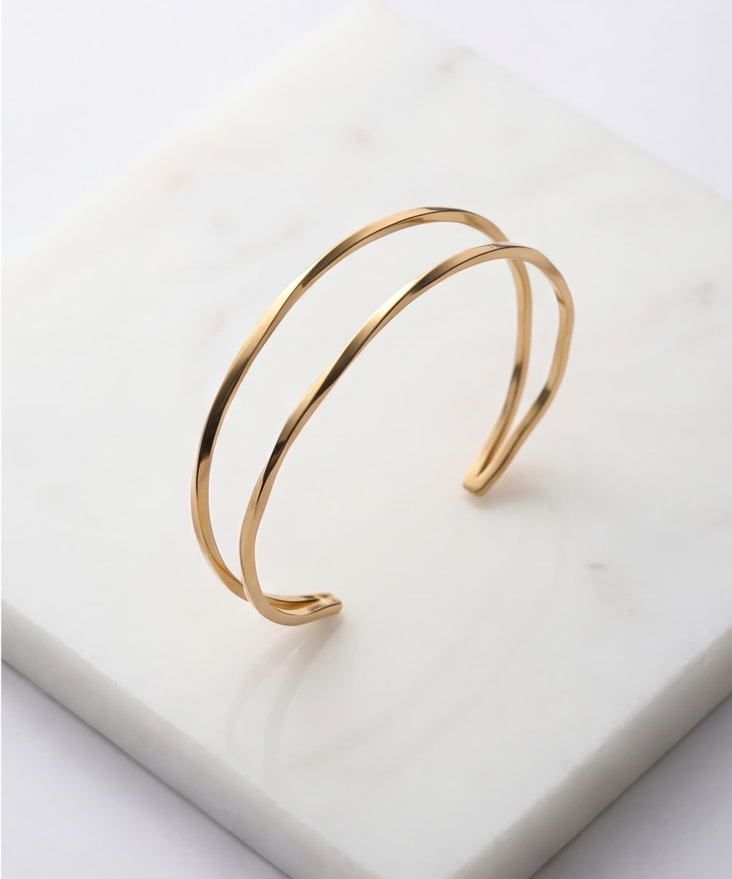 STYLE DELI「【DELI by】ツイストラインバングルブレスレット」|ブレスレット・バングル|