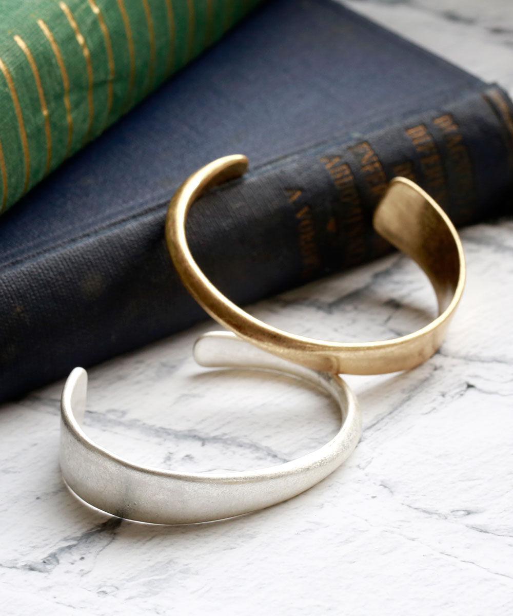 colleca la「アンティークテーパードバングル」|ブレスレット・バングル|
