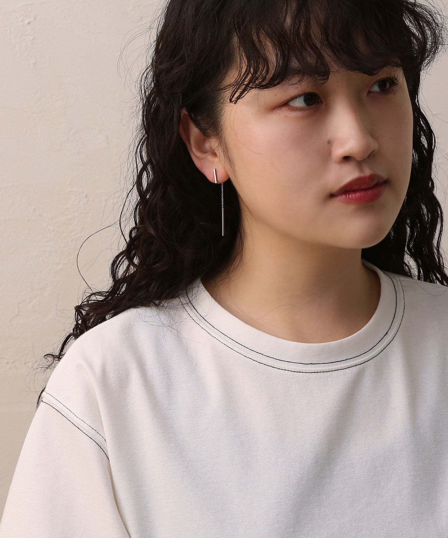 colleca la「ノンホール・ショートバー&times;チェーンのイヤリング」|イヤリング|