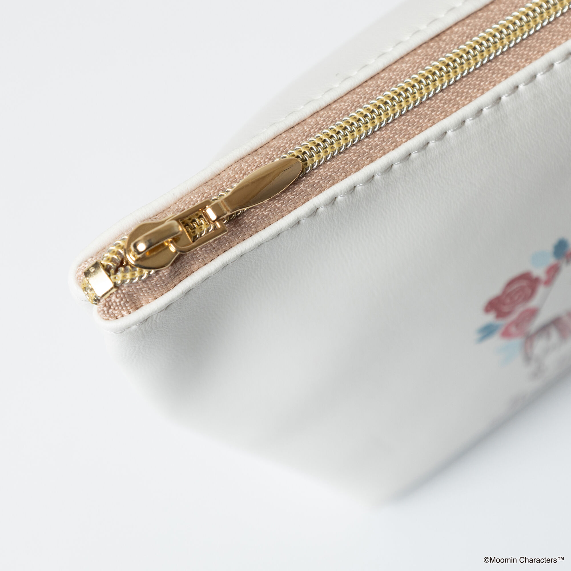  「MOOMIN All about Moominmama 台形ポーチ」|ポーチ|