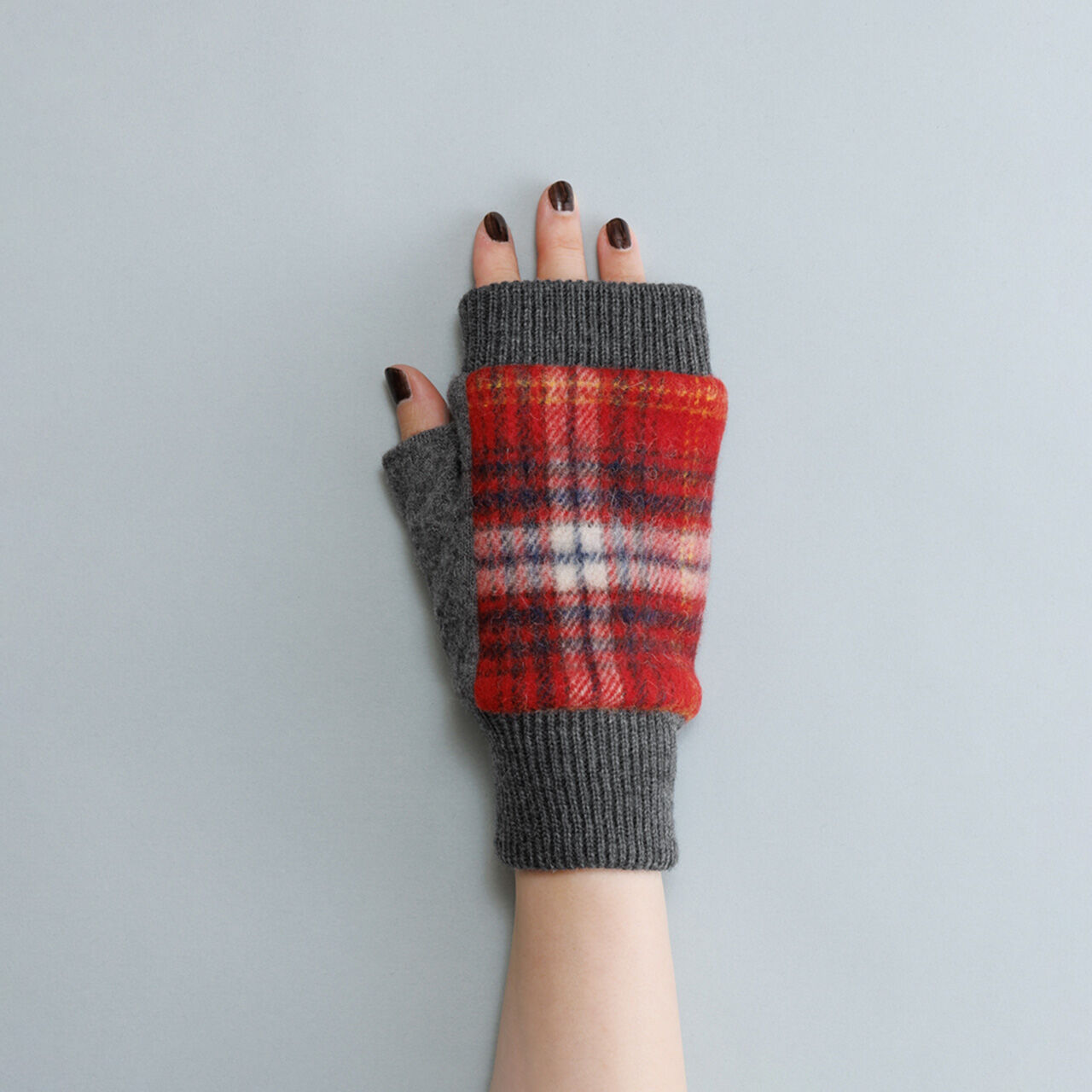 BACKYARD FAMILY「クロダ 手袋 レディース 通販 グローブ 手ぶくろ 指なし ハンドウォーマー ハンドカバー 暖かい」|手袋|