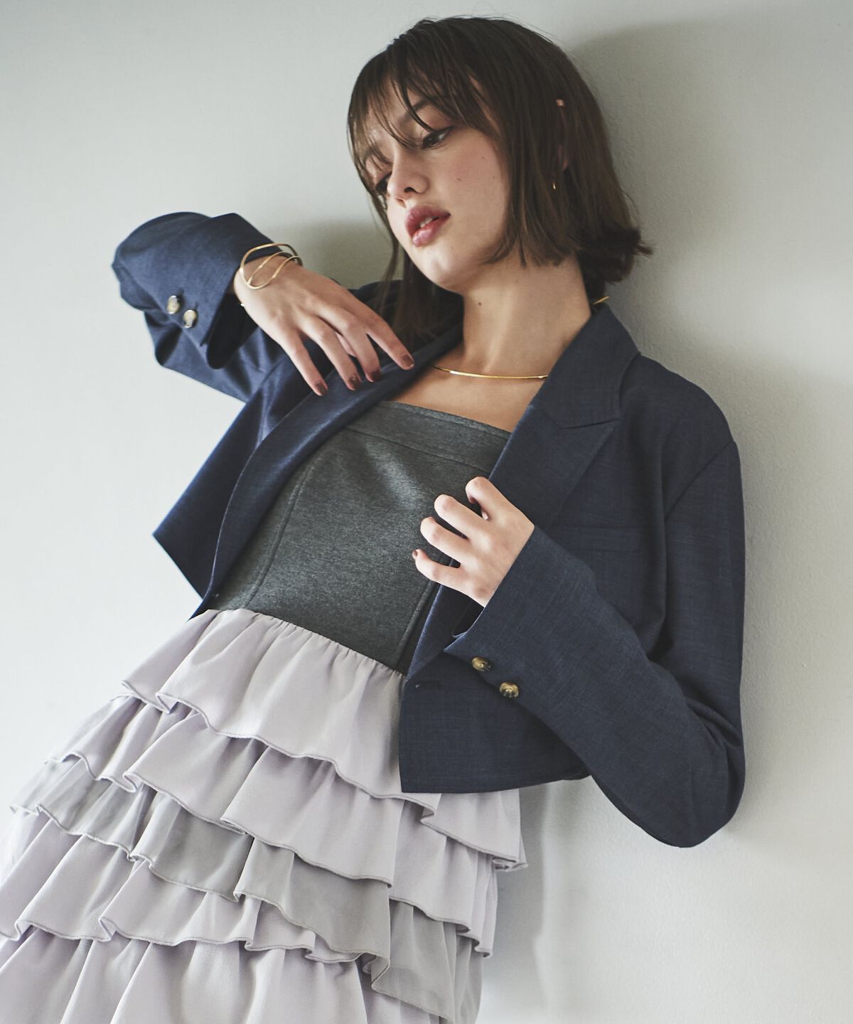 アンドクチュール「シャンブレーバックリボンショートジャケット」|テーラードジャケット|