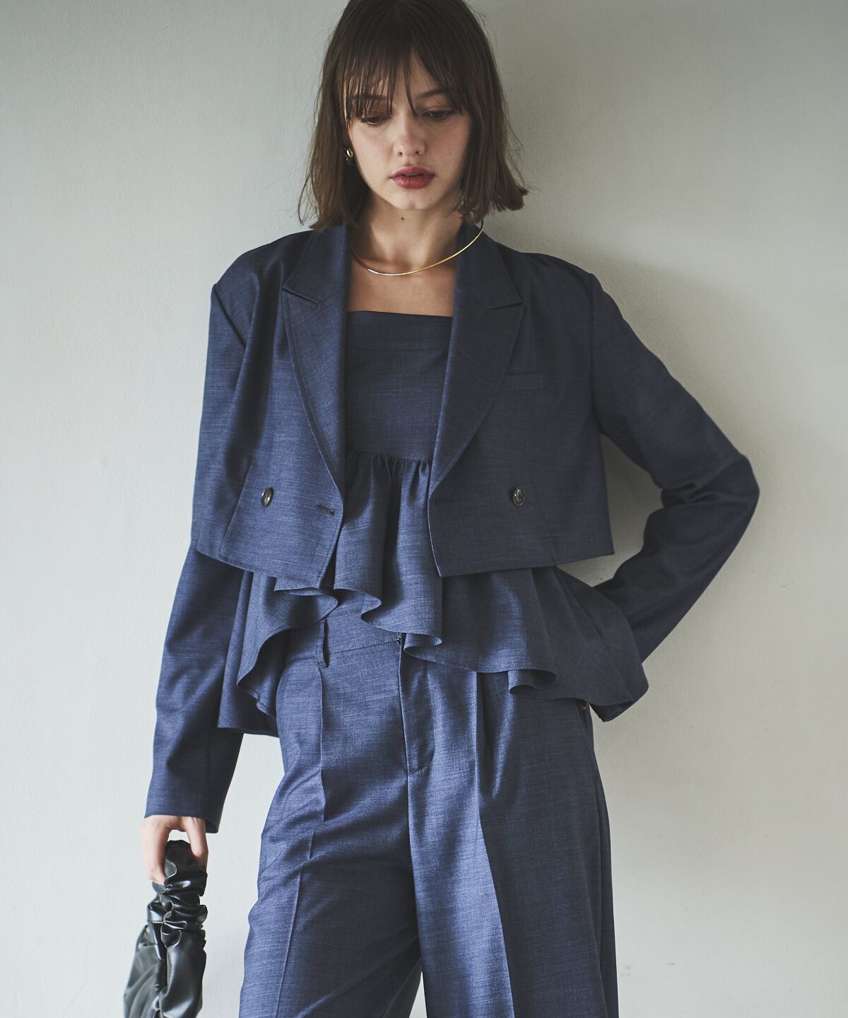 アンドクチュール「シャンブレーバックリボンショートジャケット」|テーラードジャケット|