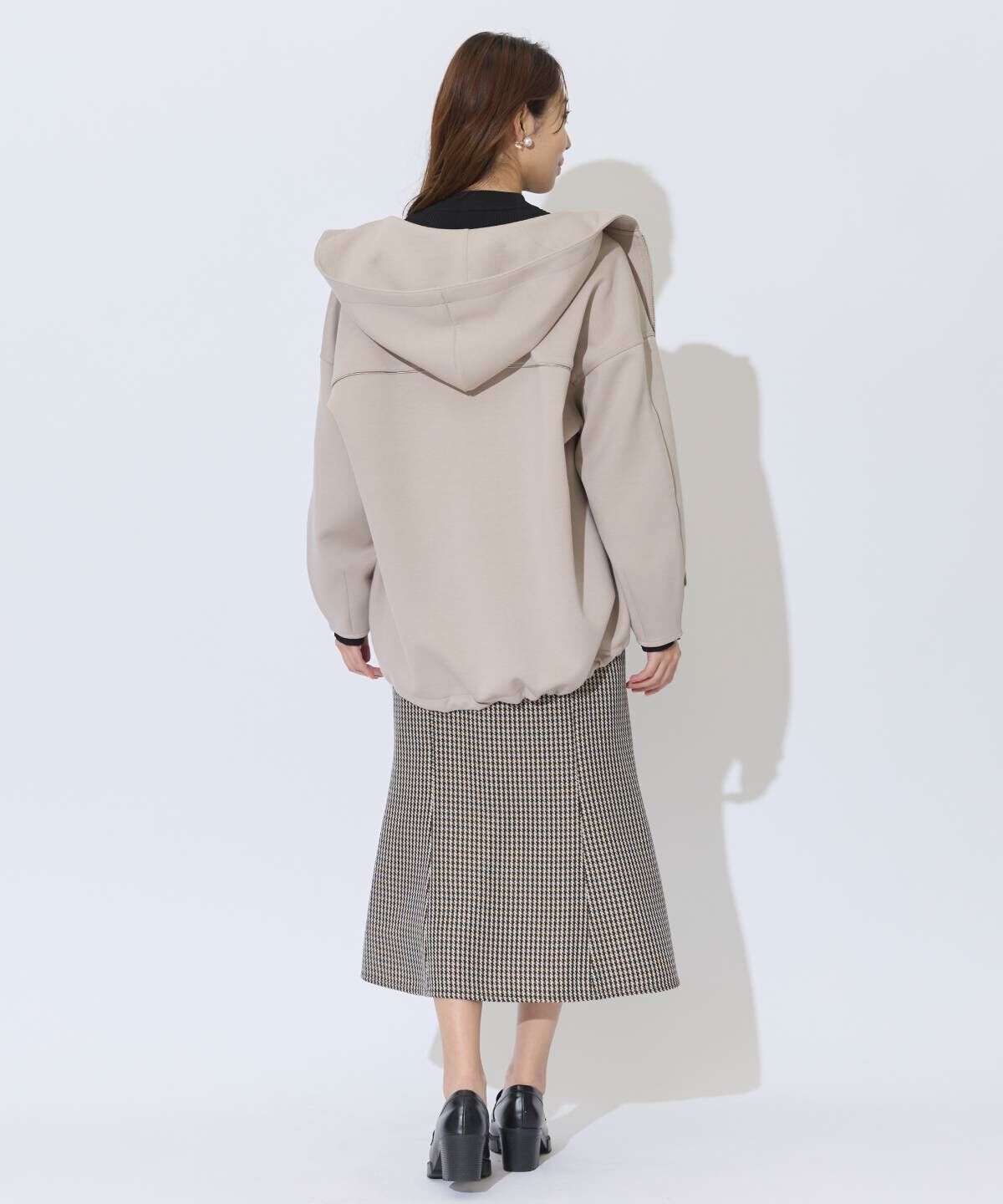 アンドクチュール「ダンボールポンチフーディーブルゾン」|ブルゾン・スタジャン|