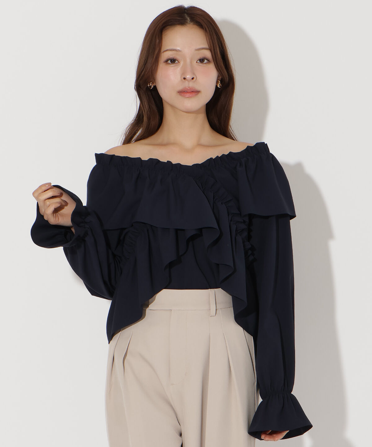 アンドクチュール「フリルクロスブラウス」|シャツ・ブラウス|