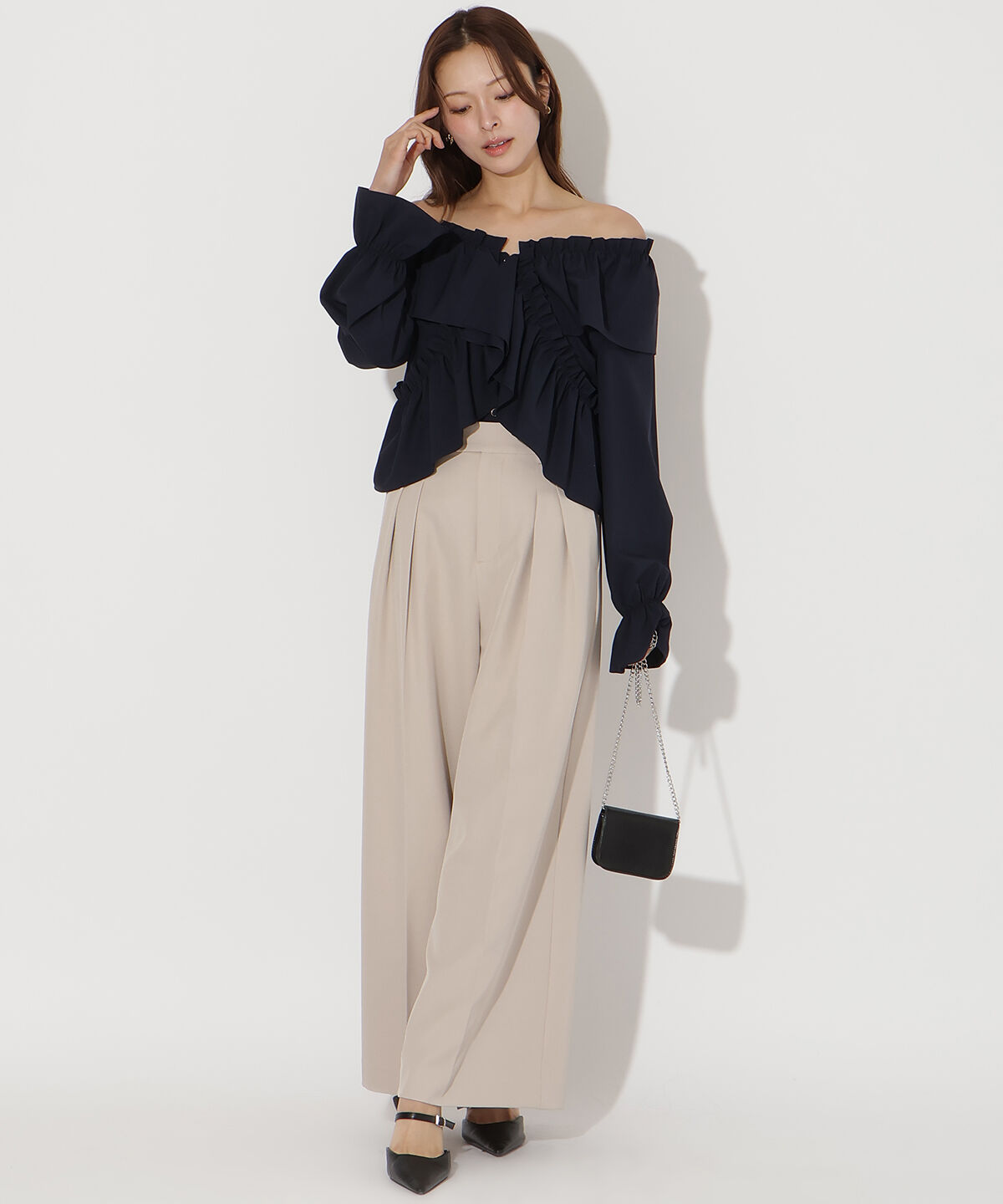 アンドクチュール「フリルクロスブラウス」|シャツ・ブラウス|