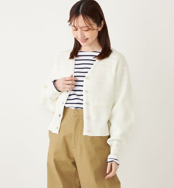 SHIPS Colors 「SHIPS Colors:〈手洗い可能〉Vネック パールモチーフボタン カーディガン」|カーディガン|