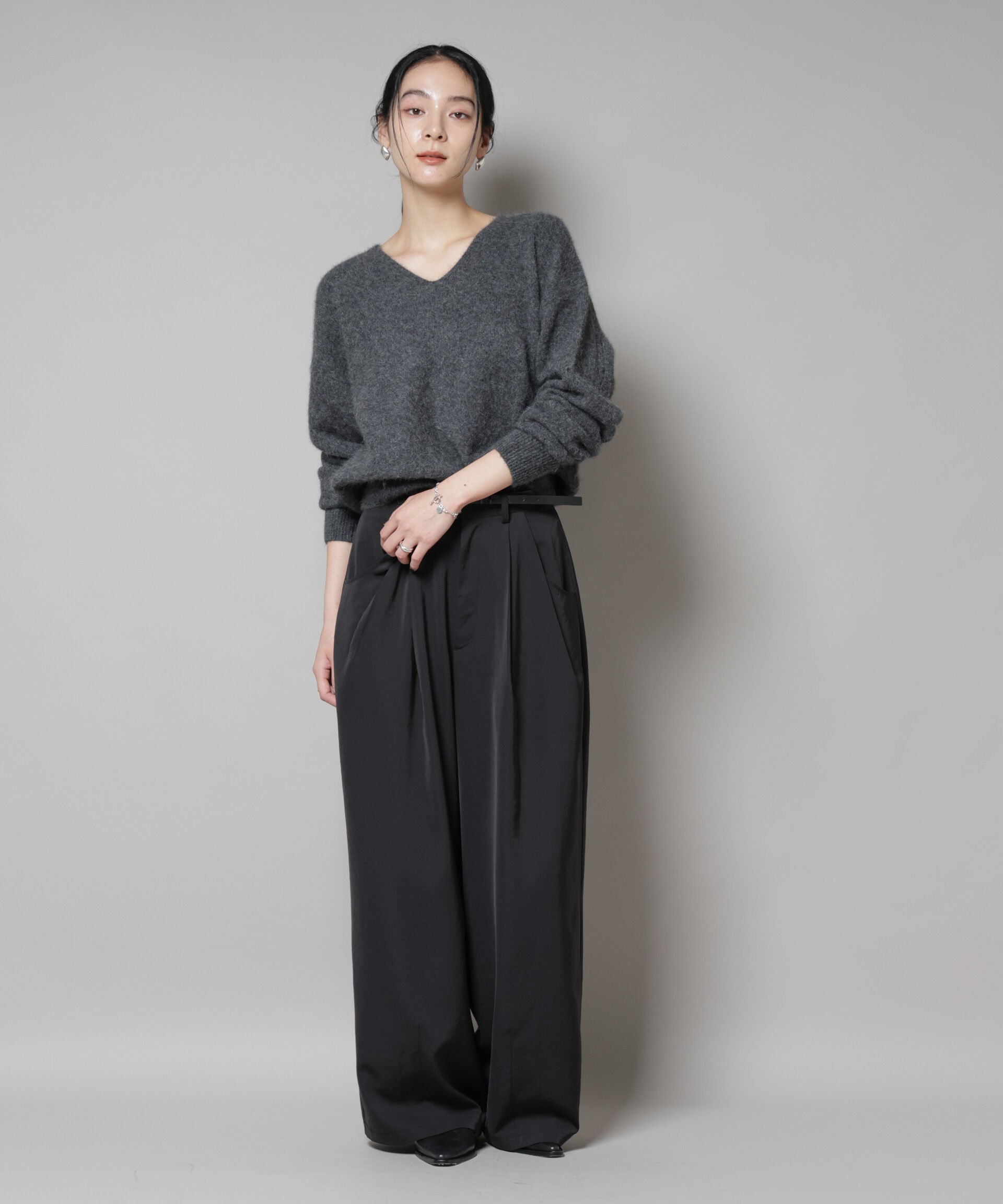 nano･universe「ウォッシャブルフォックスVネックニットプルオーバー」|ニット・セーター|