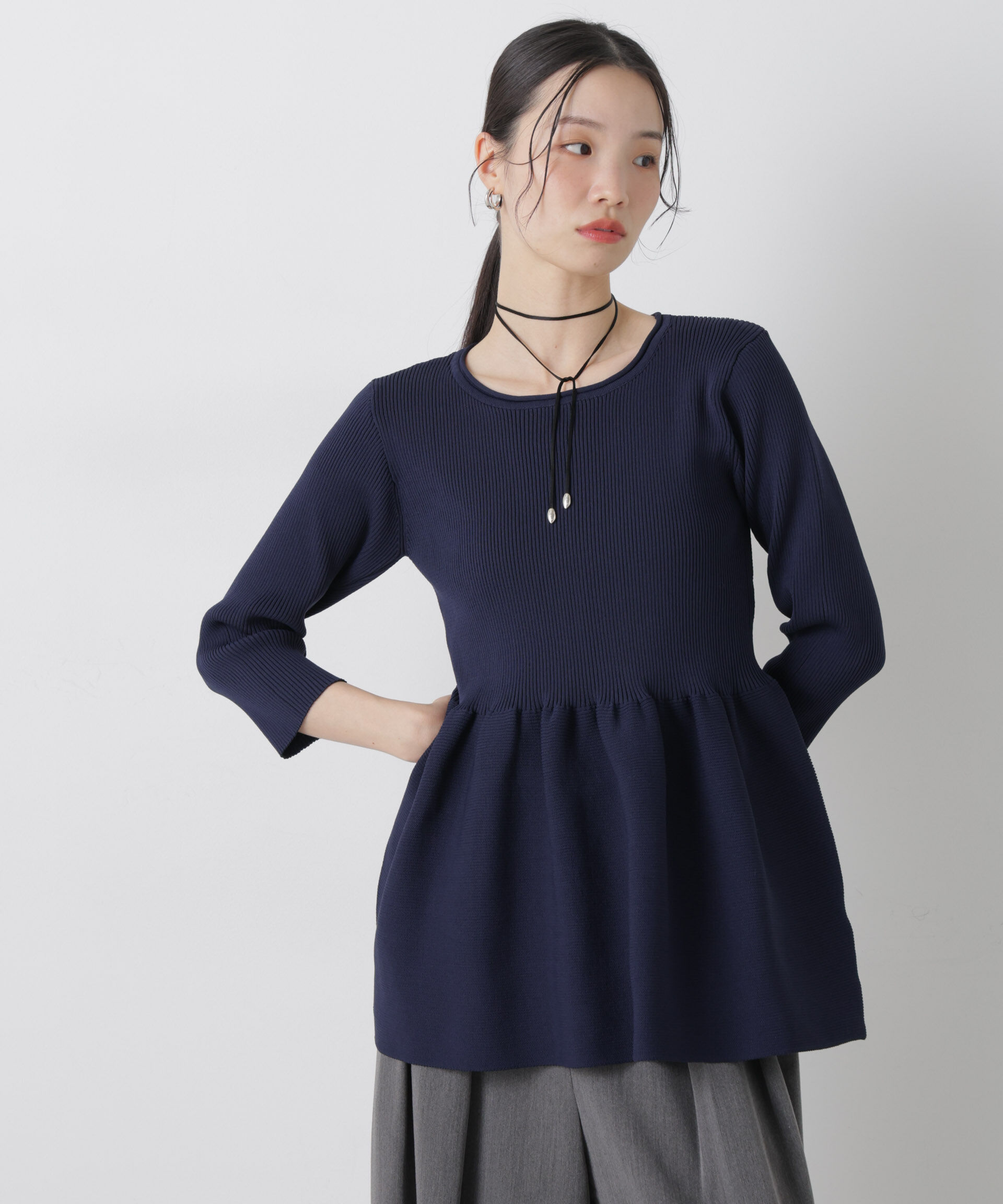 nano･universe「洗濯機洗い可スポンディッシュニットペプラムシルエットトップス」|ニット・セーター|ネイビー