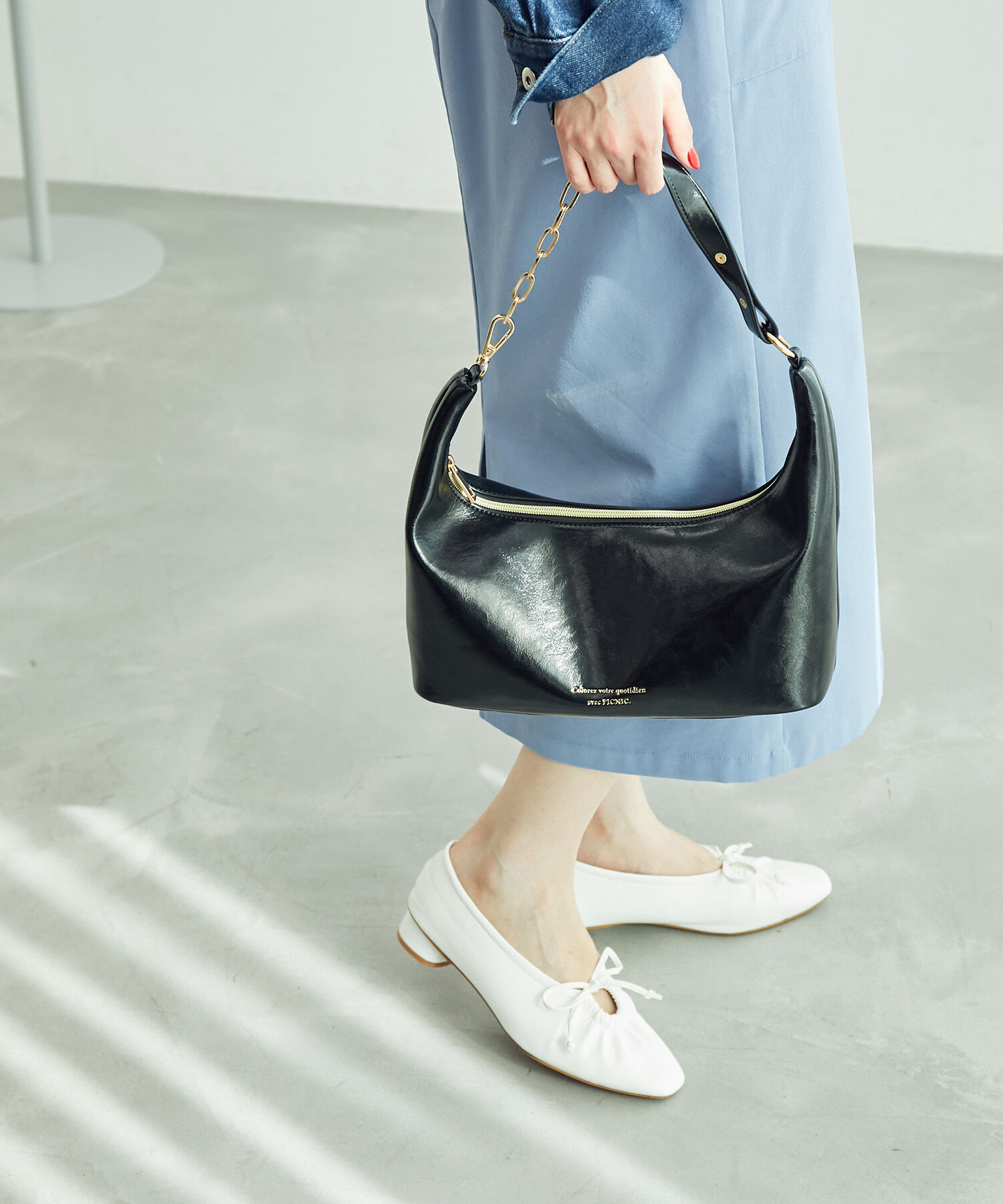 ROPE PICNIC PASSAGE「リンクルエナメルワイドワンショルダー＆クラッチバッグ」|ショルダー・メッセンジャー|ブラック(01)