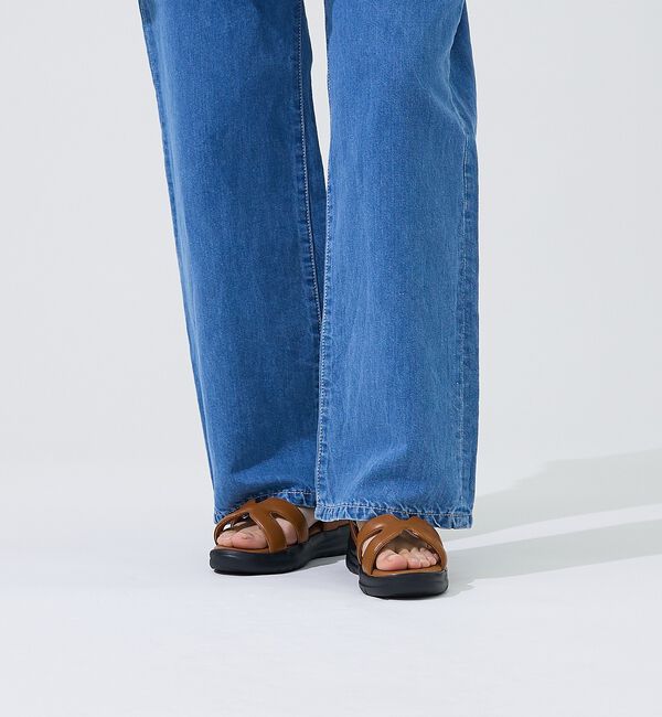 AU BANNISTER「パフィダブルベルトサンダル【予約】」|サンダル|