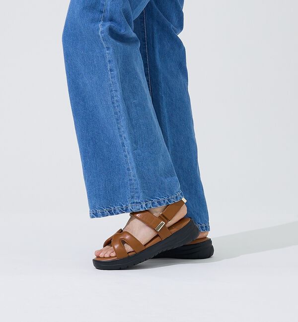 AU BANNISTER「パフィダブルベルトサンダル【予約】」|サンダル|