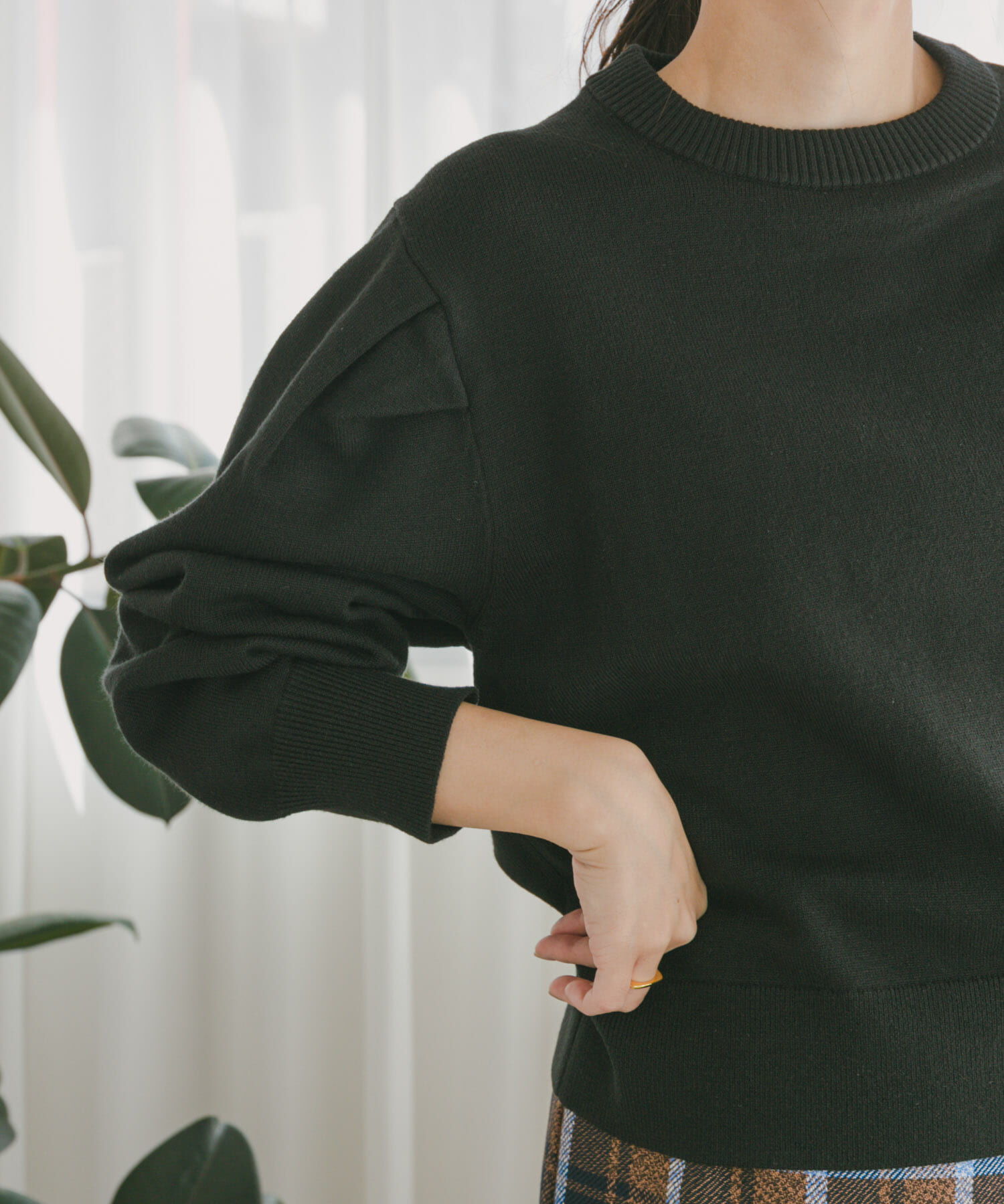 URBAN RESEARCH DOORS「『UR TECH 200日ニット』ショルダータックプルオーバー」|ニット・セーター|