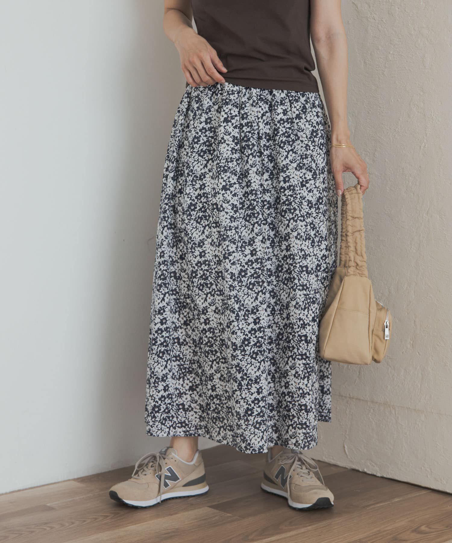URBAN RESEARCH DOORS「フラワープリントギャザースカート」|スカート|