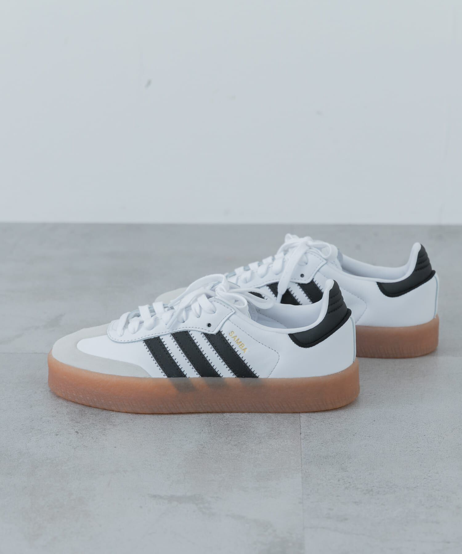 URBAN RESEARCH「adidas　SAMBAE W」|スニーカー|ホワイト