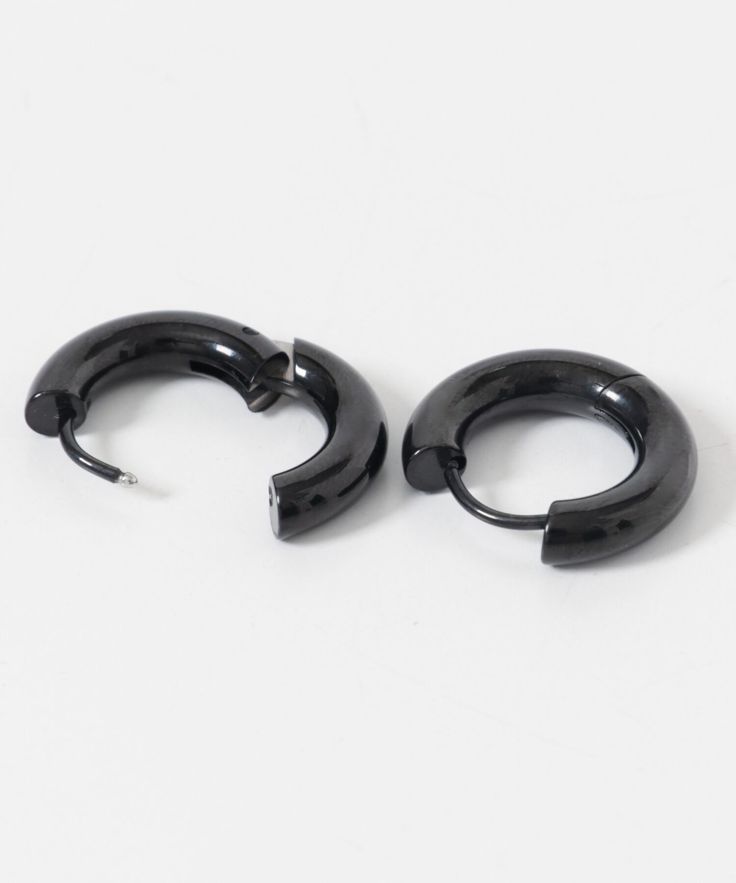 SMELLY「ステンレスワンタッチフープピアス」|ピアス|