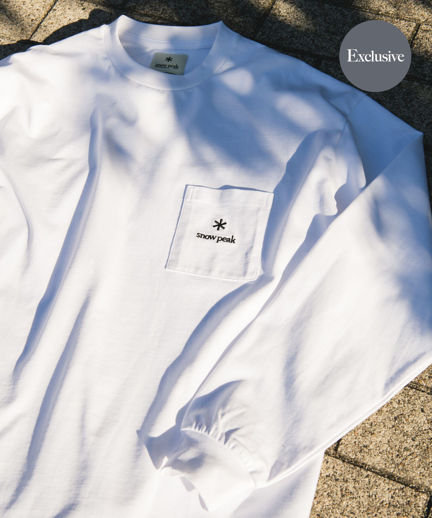 URBAN RESEARCH DOORS「『別注』Snow Peak Apparel&times;DOORS　POCKET LOGO LONG-SLEEVE T-SHIRTS」|Tシャツ・カットソー|ホワイト