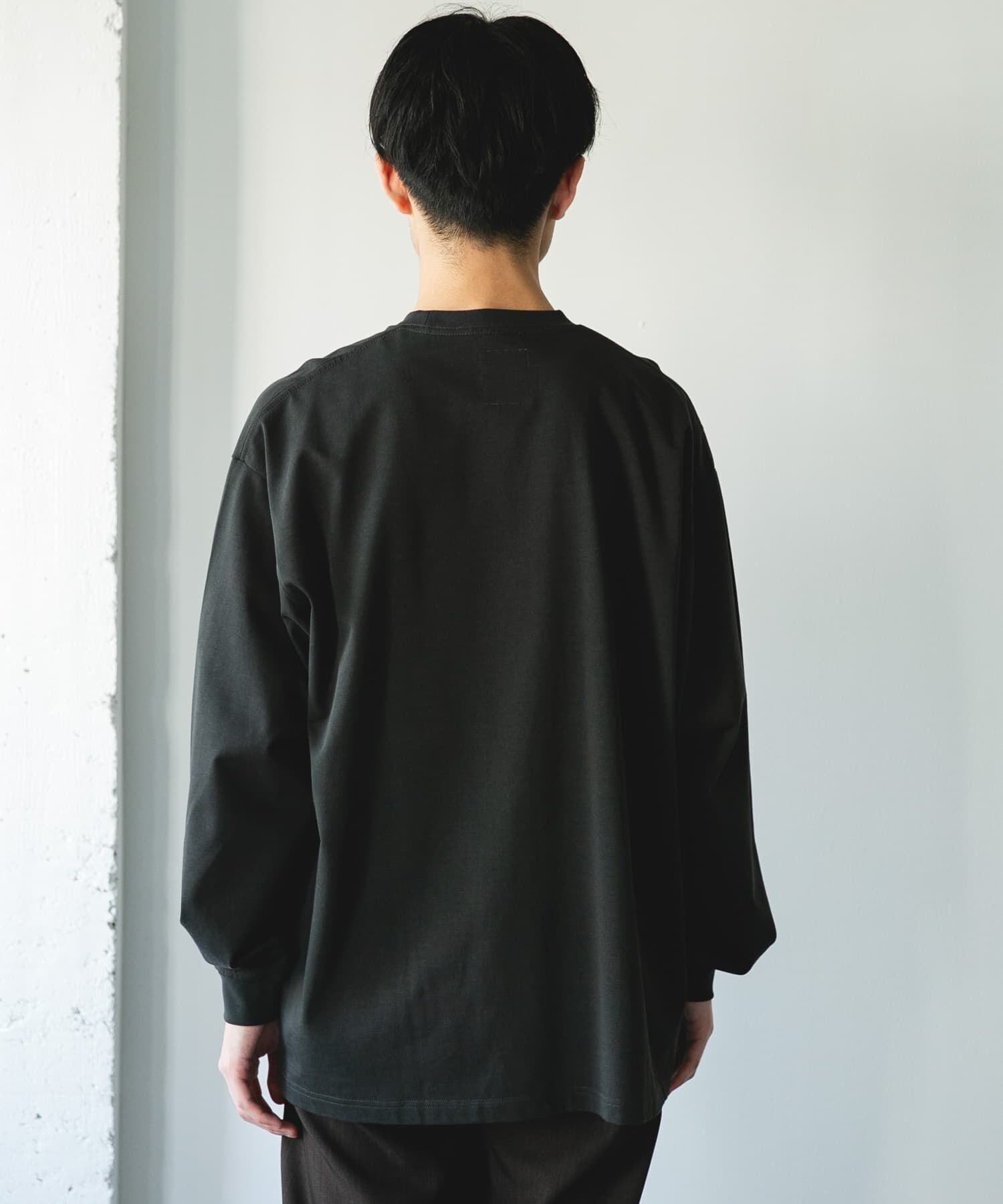 URBAN RESEARCH DOORS「『別注』Snow Peak Apparel&times;DOORS　POCKET LOGO LONG-SLEEVE T-SHIRTS」|Tシャツ・カットソー|