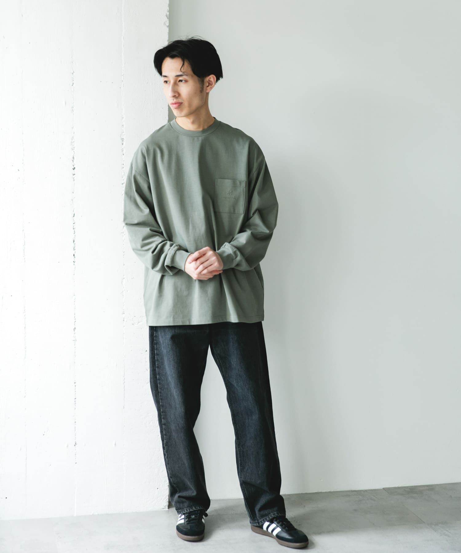 URBAN RESEARCH DOORS「『別注』Snow Peak Apparel&times;DOORS　POCKET LOGO LONG-SLEEVE T-SHIRTS」|Tシャツ・カットソー|