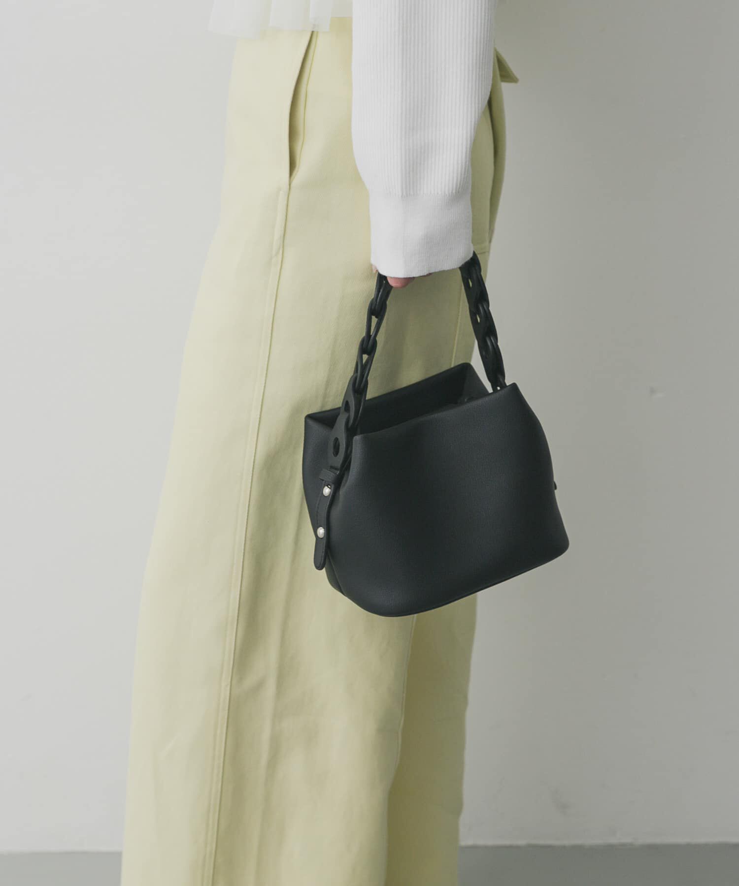 SENSE OF PLACE by URBAN RESEARCH「チェーンハンドルパフバッグ」|ショルダー・メッセンジャー|