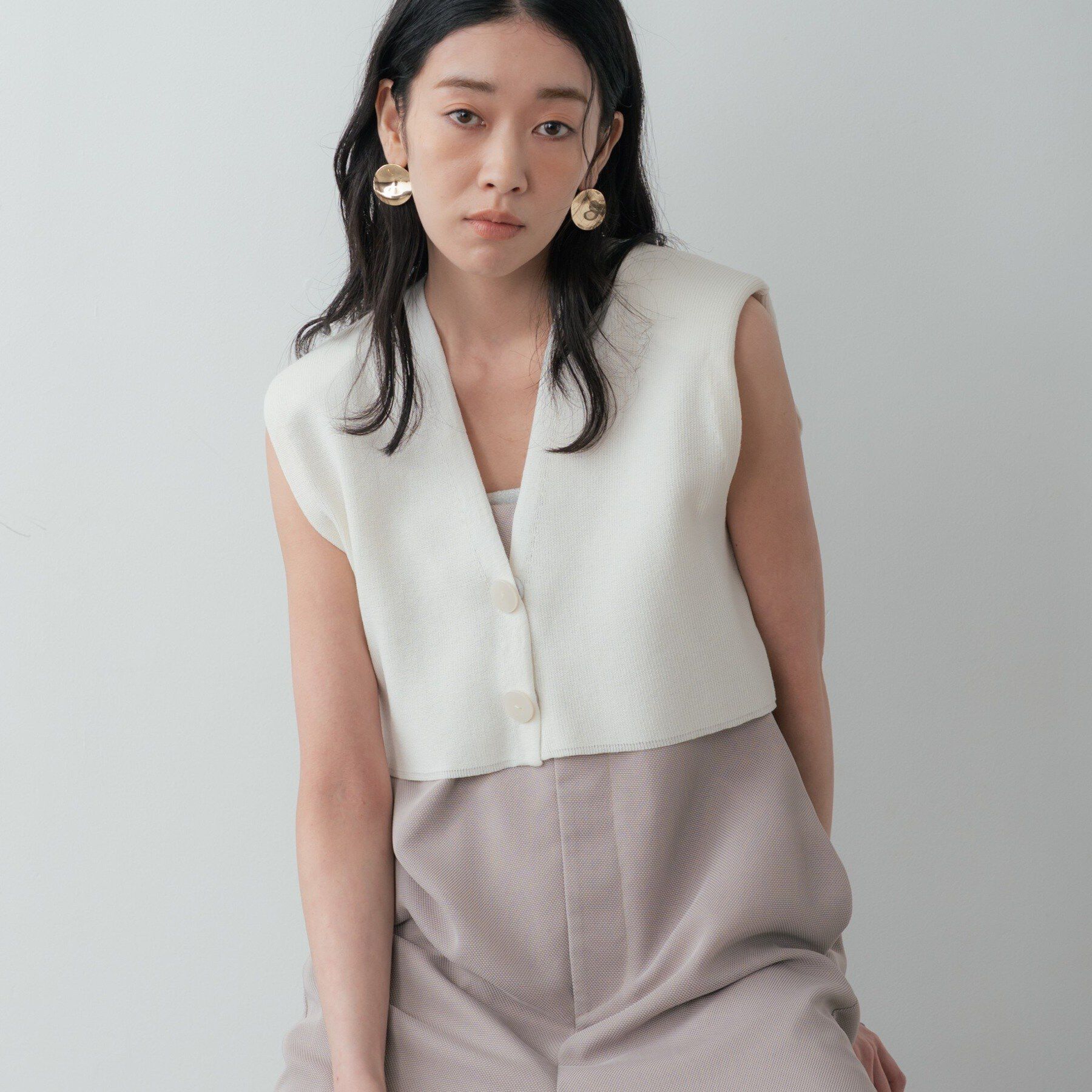 GALLEST「スリーブレスクロップドカーディガン」|カーディガン|ホワイト(001)