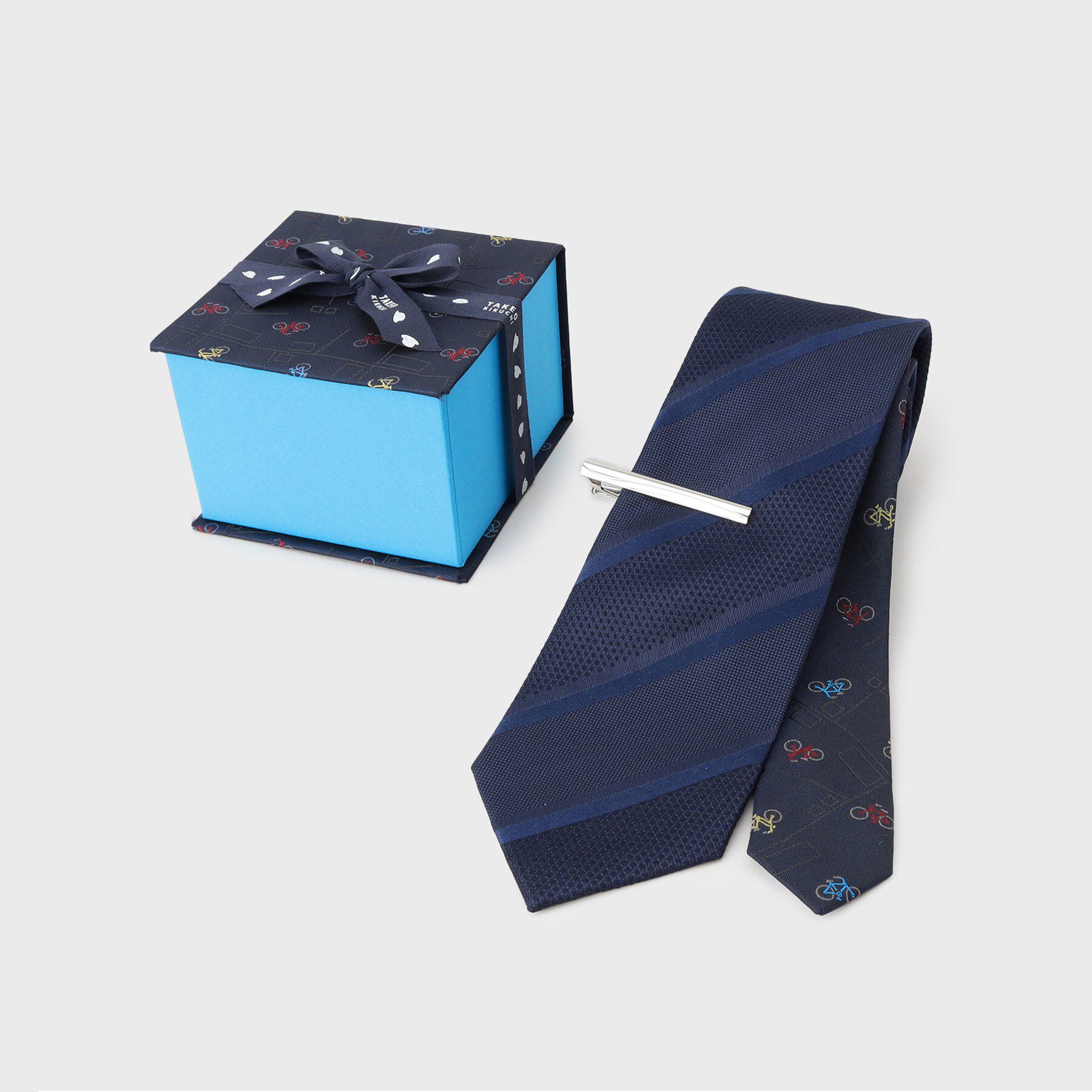 TAKEO KIKUCHI「【BOXセット】クラシックシャドーストライプ ネクタイ＆タイバー」|ネクタイ・蝶ネクタイ|ネイビー(094)