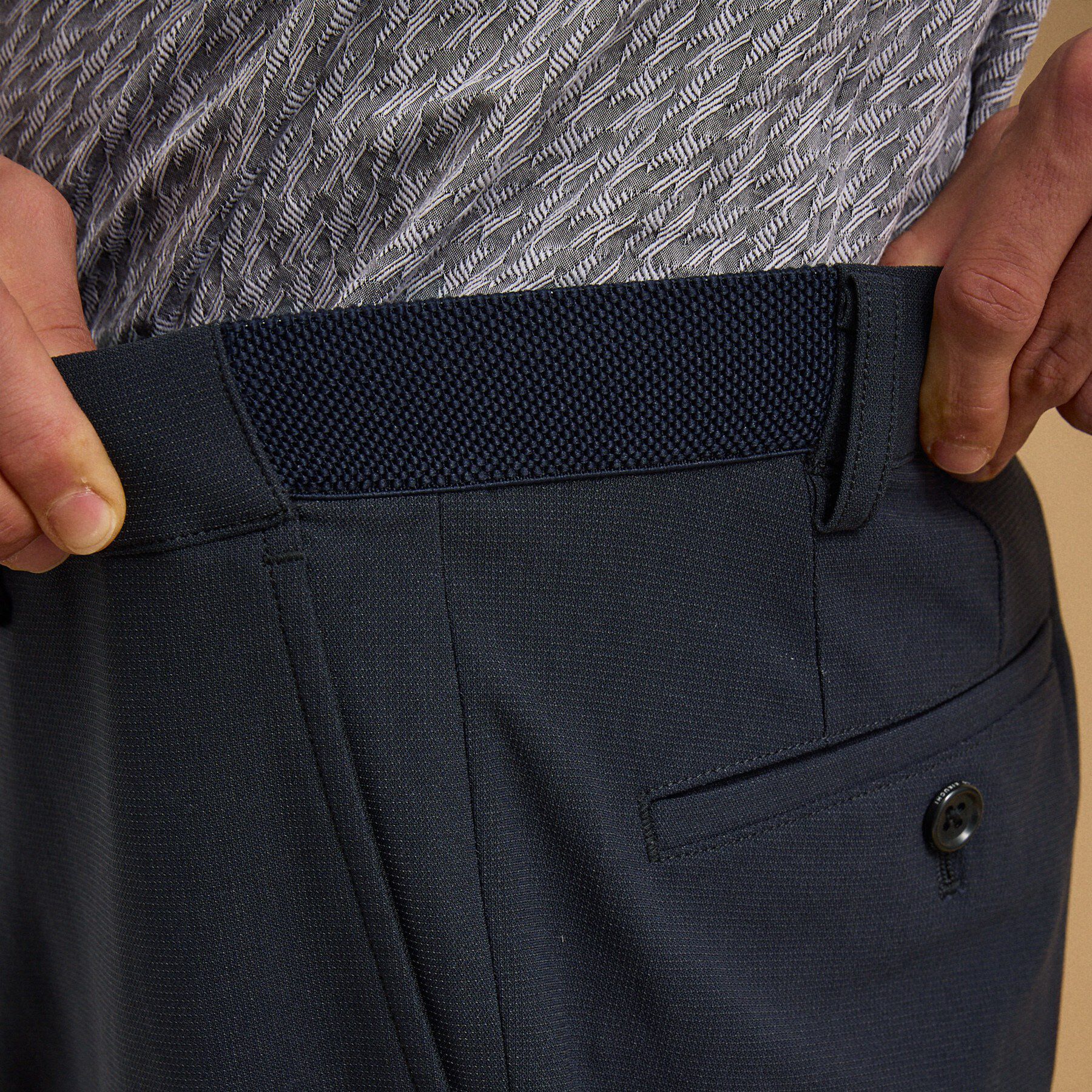 TAKEO KIKUCHI「【接触冷感/吸汗速乾】サイドゴアウエスト ストレートパンツ」|その他|