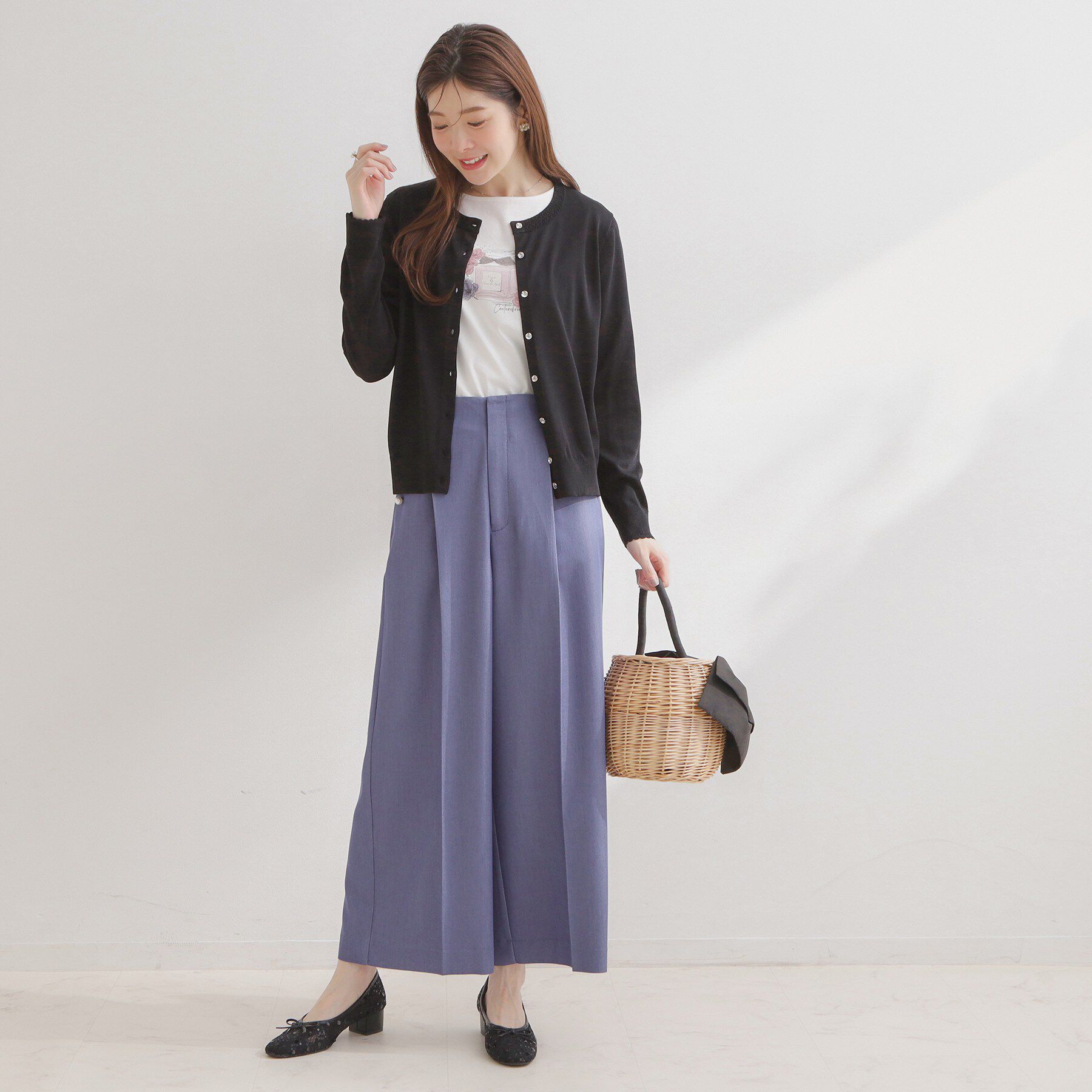 Couture broach「【アンサンブル可・UVカット・アンチピリング】ポイント透かしビジュー釦カーディガン」|カーディガン|